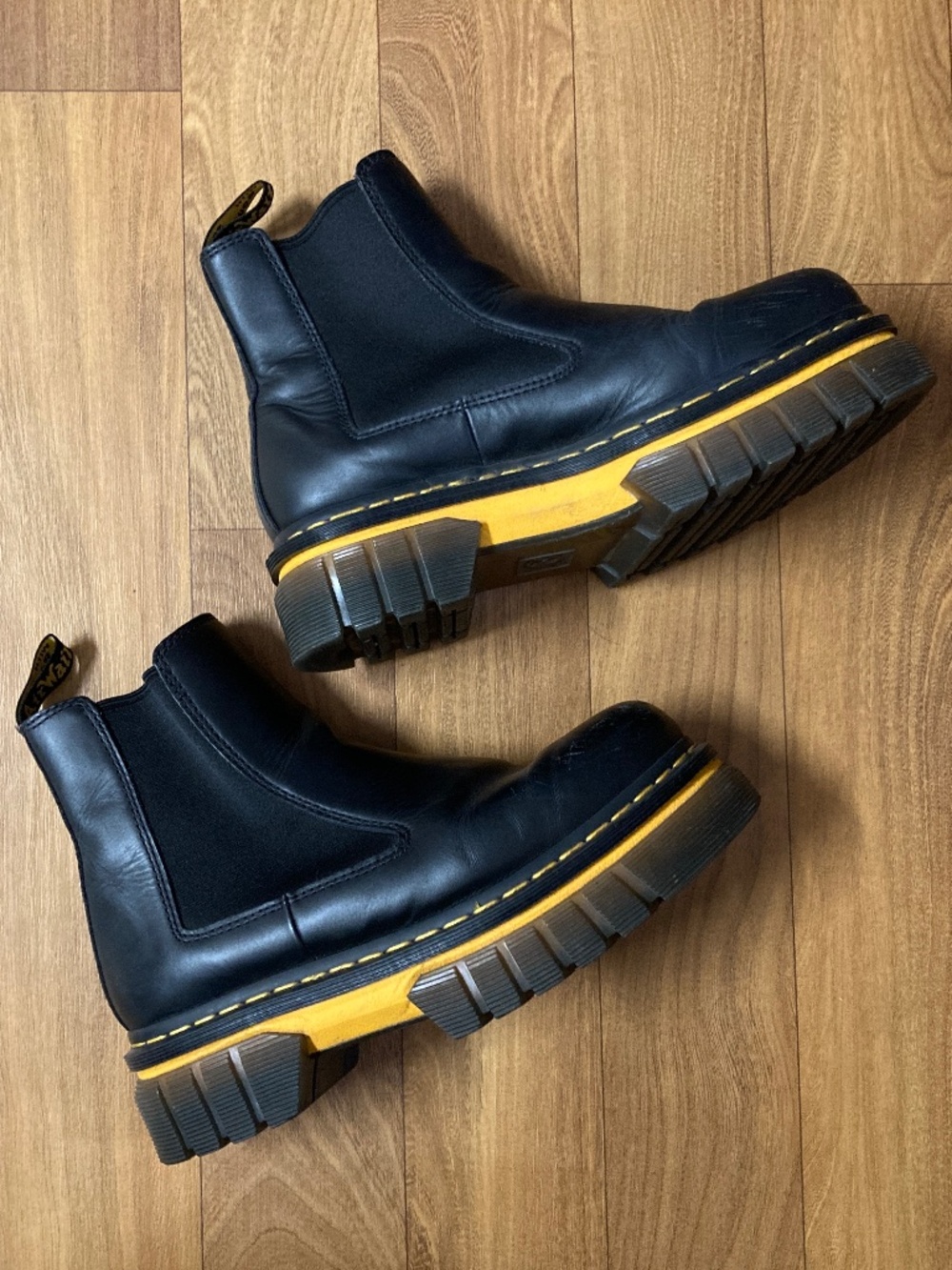 Dr. Martens Black Leather Audrick Chelsea Contrast Sole Platform Chunky Boots 9